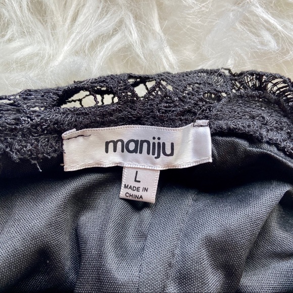 Maniju Black Lace Evening Gown Deep V Neck Dress - Picture 6 of 7